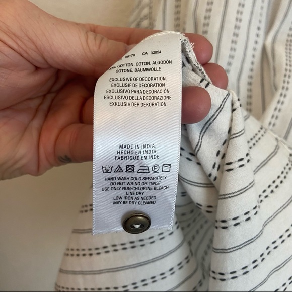 By Anthro White Embroidered Shirt Size XS/S - Picture 5 of 5